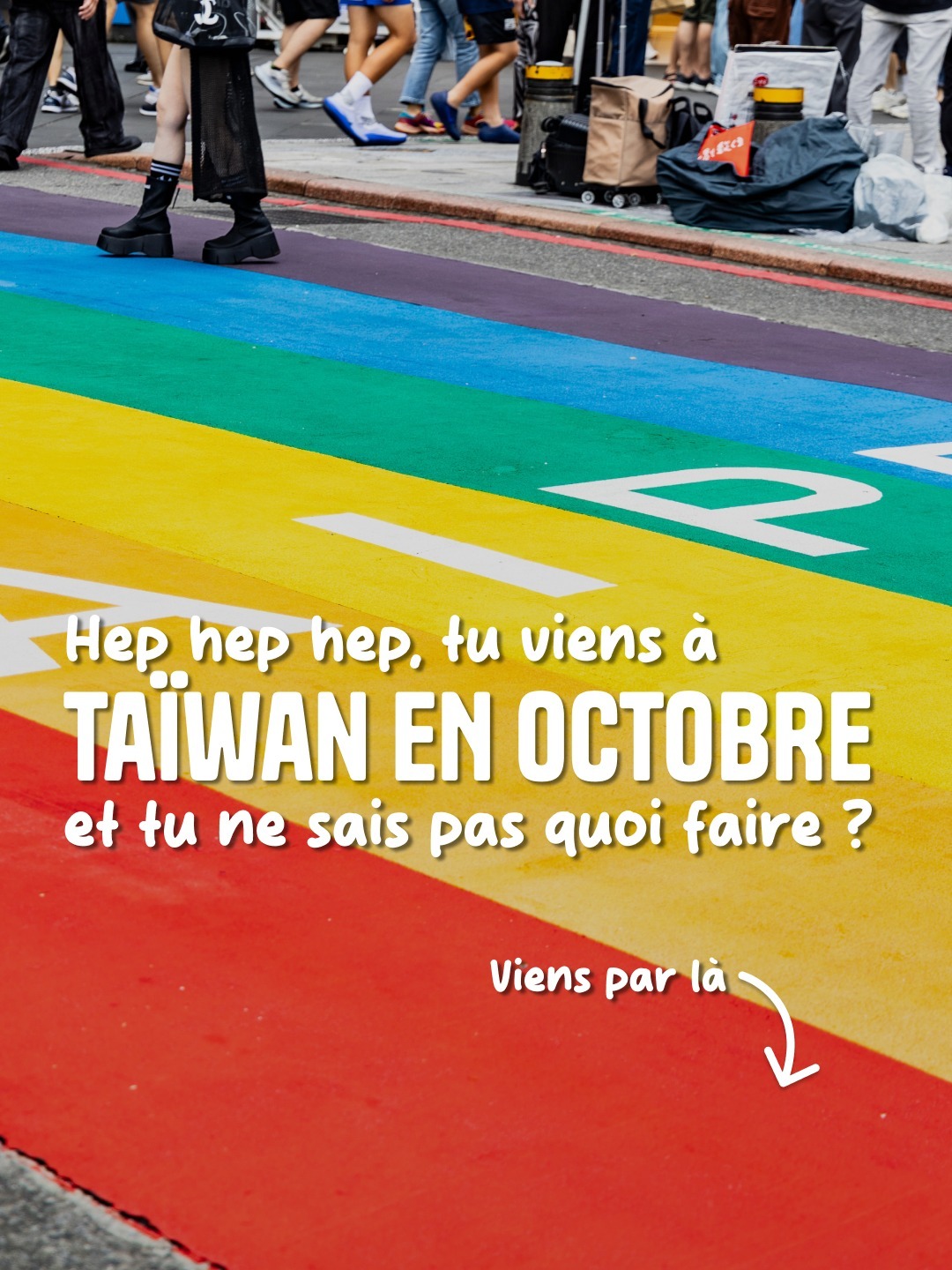 Que faire à Taïwan en octobre ? 😌

En octobre, les journées sont ensoleillées et les températures plus douces. Il y a aussi des événements qui n’arrivent qu’une fois dans l’année. Alors on t’a rassemblé les meilleures idées pour organiser ton séjour à ce moment. 🫶

Les événements d’octobre à Taïwan 👇

1️⃣ La Fête Nationale
📍 10 octobre 2026

2️⃣ Taipei Pride (la plus grande de toute l’Asie !)
📍Grand défilé le 31 octobre

3️⃣ Taipei Jazz Festival
📍 Du 4 septembre au 11 octobre

4️⃣ Taichung Jazz Festival
📍 Du 16 au 25 octobre

5️⃣ Taipei Art Festival
📍 Du 4 au 25 octobre

Les activités d’octobre à Taïwan 👇
1️⃣ Admirer les couleurs d’automne à Alishan
2️⃣ Prévoir une randonnée pour voir les silvergrass de Yangmingshan
3️⃣ Aller voir les kakis en train de sécher au soleil à Hsinchu
4️⃣ Louer un vélo et parcourir les rizières dorées de Chishang

Pssst : on te conseille d’enregistrer ce post pour ne rien oublier et de suivre notre compte si ce n’est pas déjà fait pour découvrir chaque semaine de nouvelles pépites. 🫶

📸 River Ho - Adobe Stock
